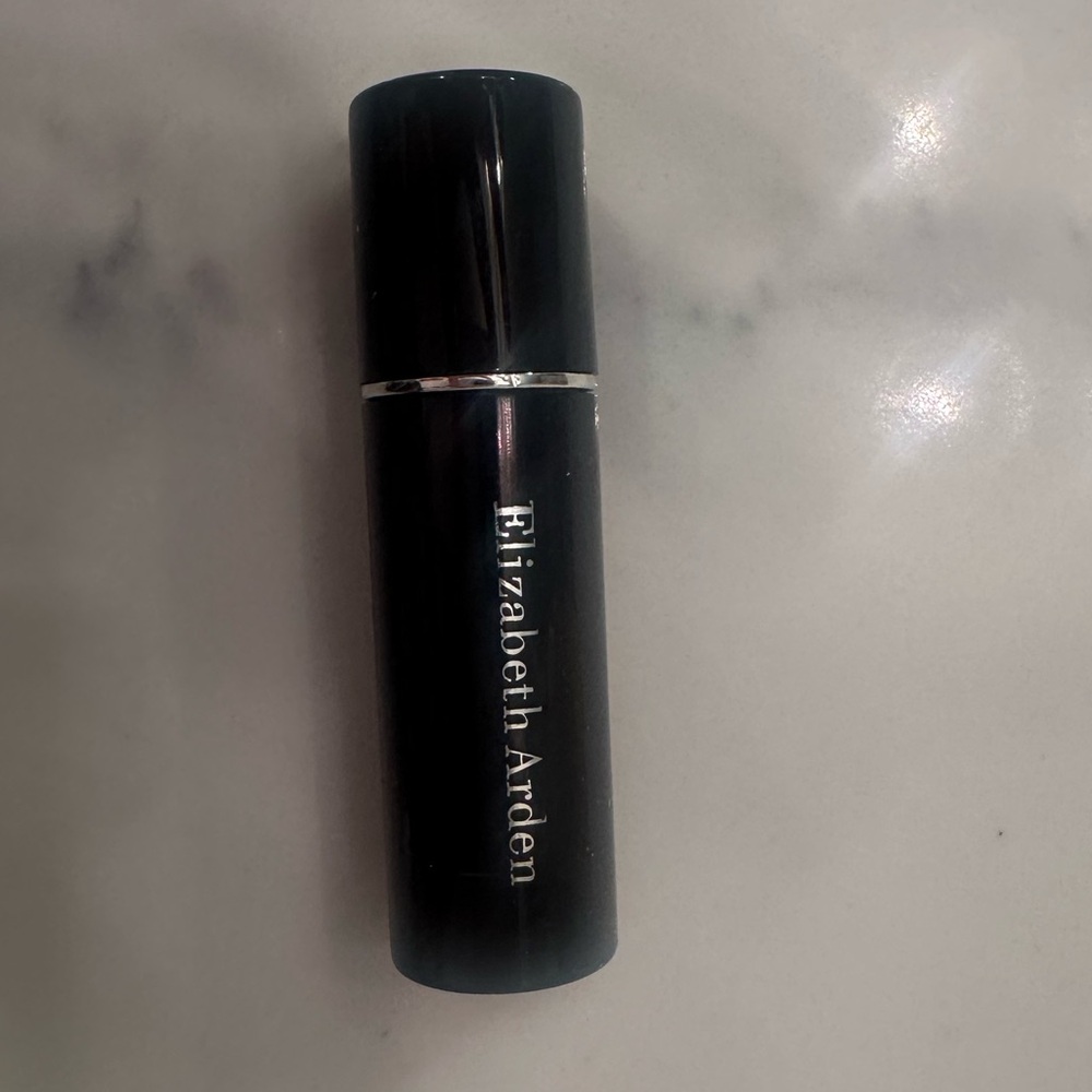 Elizabeth Arden Ruby Red LipStick 41 14 oz New - Picture 2 of 3